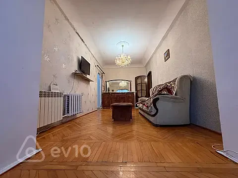 Satılır 2 otaqlı köhnə tikili 50 m² — Bakı, Yasamal 2 otaq 50.00 m²