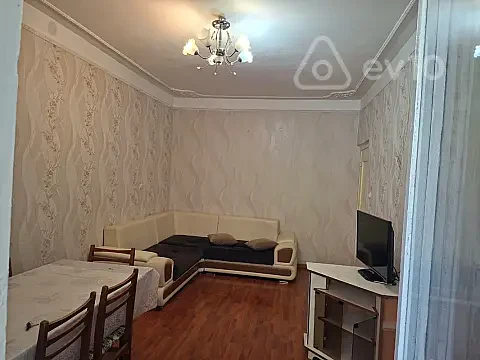 Kirayə verilir 3 otaqlı köhnə tikili 78 m² — Bakı, Binəqədi 3 otaq 78.00 m²