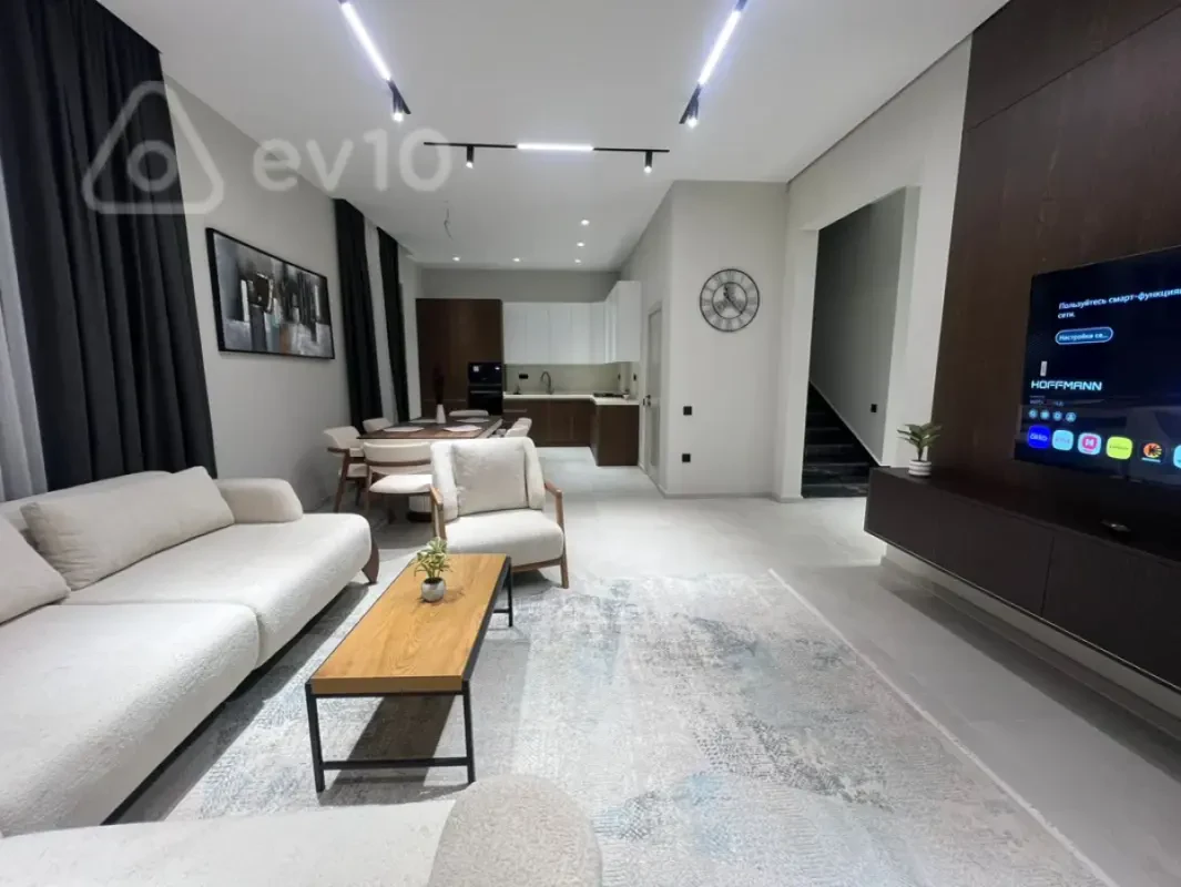 Satılır 5 otaqlı həyət evi 150 m²
