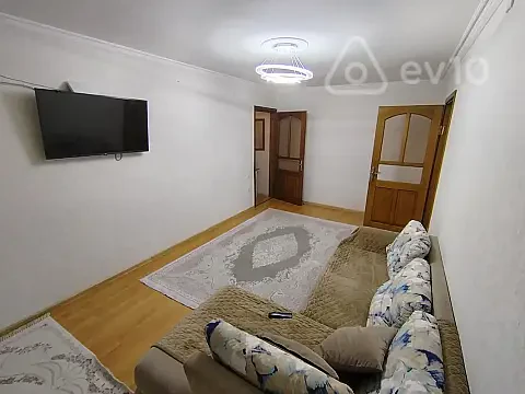 Satılır 2 otaqlı köhnə tikili 50 m² — Bakı, Nizami 2 otaq 50.00 m²