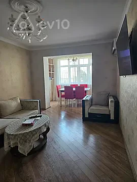 Kirayə verilir 3 otaqlı köhnə tikili 80 m² — Bakı, Yasamal 3 otaq 80.00 m²