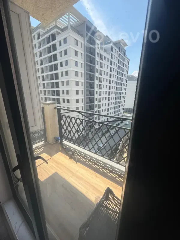 Kirayə verilir 2 otaqlı yeni tikili 60 m²