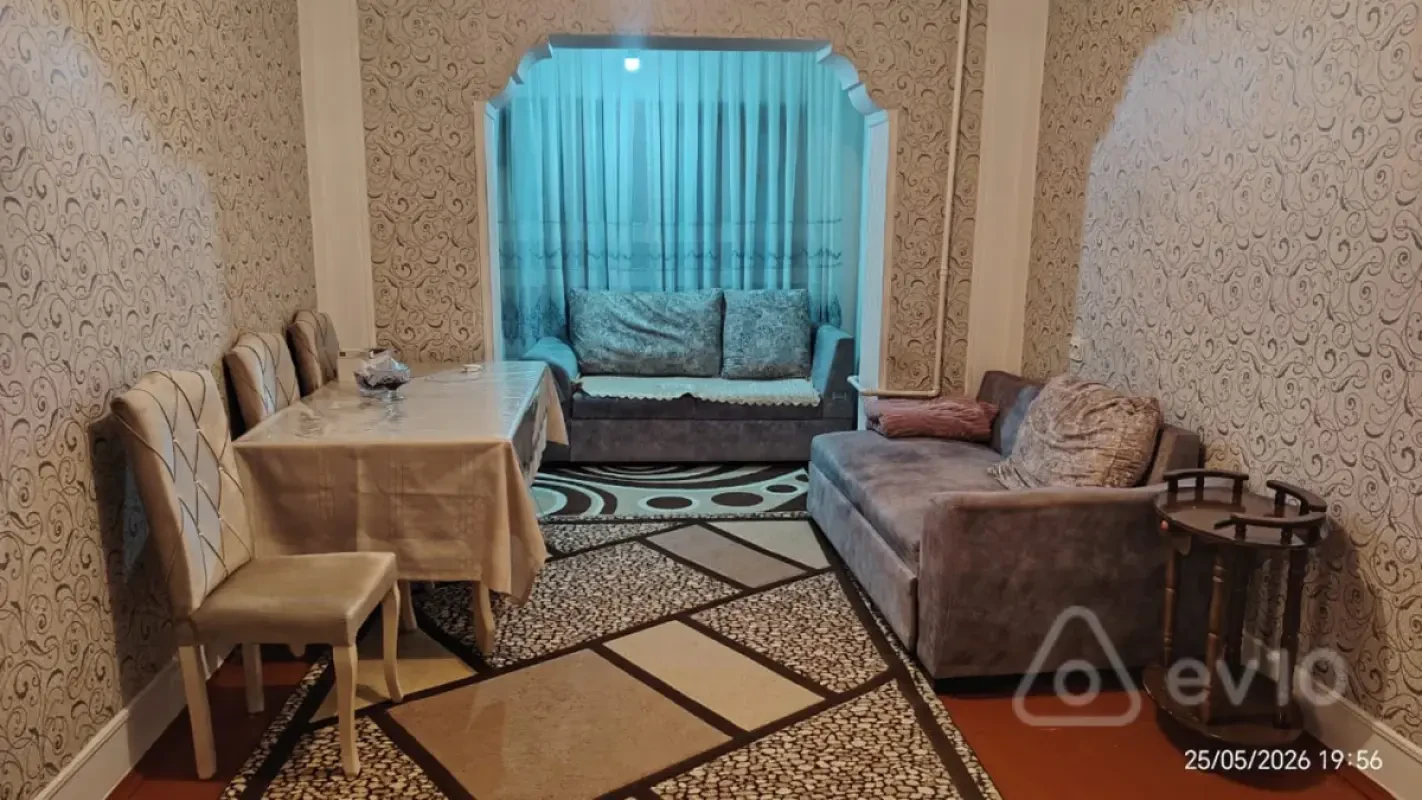 Kirayə verilir 2 otaqlı köhnə tikili 60 m²