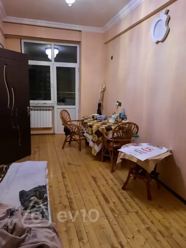 Kirayə verilir 2 otaqlı yeni tikili 50 m²