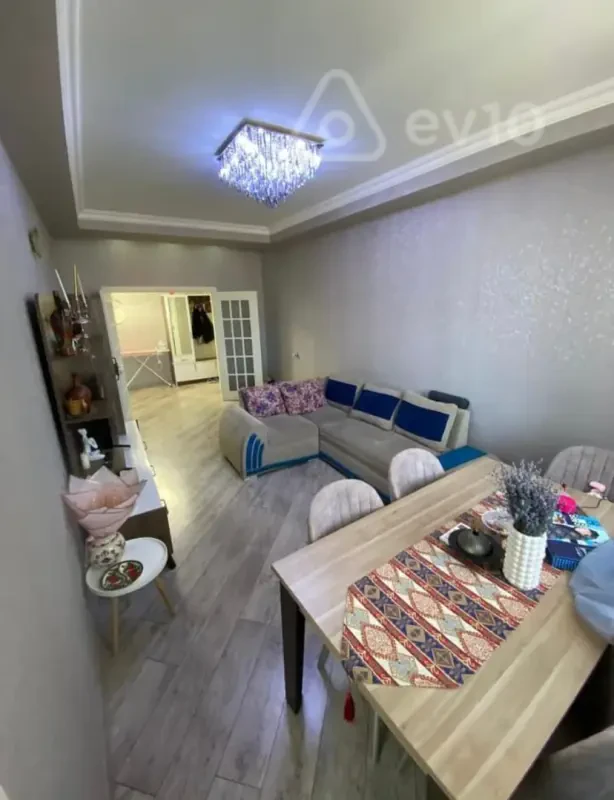 Satılır 3 otaqlı yeni tikili 73 m²