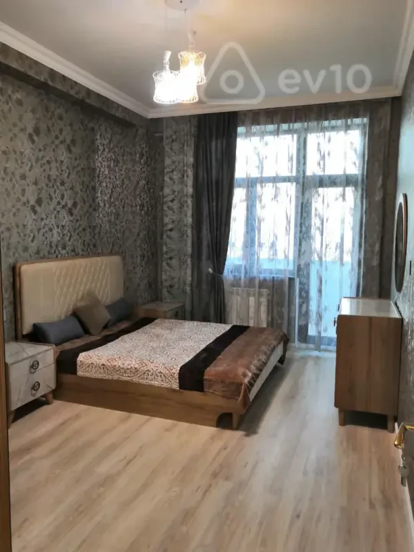 Kirayə verilir 2 otaqlı yeni tikili 60 m²