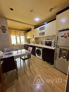 Satılır 4 otaqlı köhnə tikili 110 m² — Bakı, Nizami 4 otaq 110.00 m²