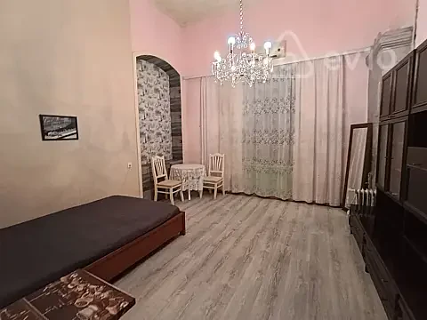 Kirayə verilir 1 otaqlı köhnə tikili 55 m² — Bakı, Nəsimi 1 otaq 55.00 m²