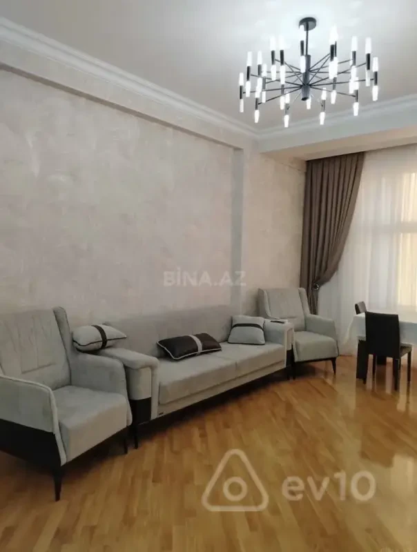 Kirayə verilir 2 otaqlı yeni tikili 50 m²