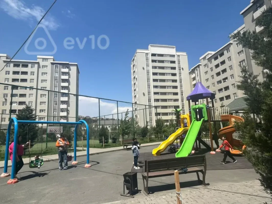 Satılır 1 otaqlı yeni tikili 40 m²