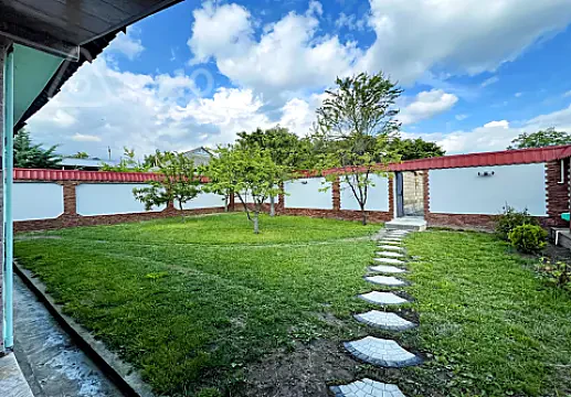 Kirayə verilir 4 otaqlı həyət evi 120 m² — Qəbələ 4 otaq 120.00 m²