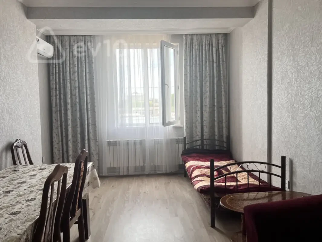 Kirayə verilir 2 otaqlı yeni tikili 75 m²