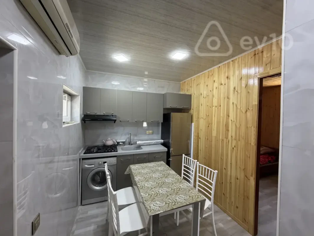Kirayə verilir 2 otaqlı yeni tikili 35 m²