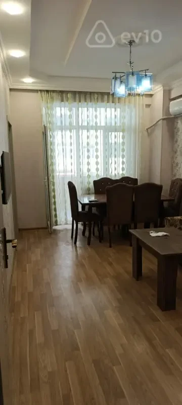 Kirayə verilir 3 otaqlı yeni tikili 70 m²