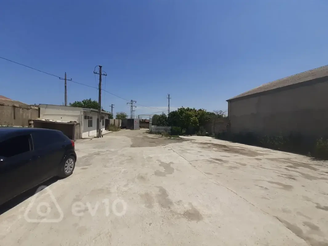 Kirayə verilir mənzil 500 m²