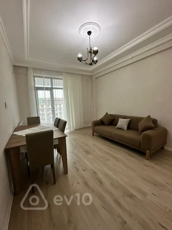 Kirayə verilir 2 otaqlı yeni tikili 75 m²