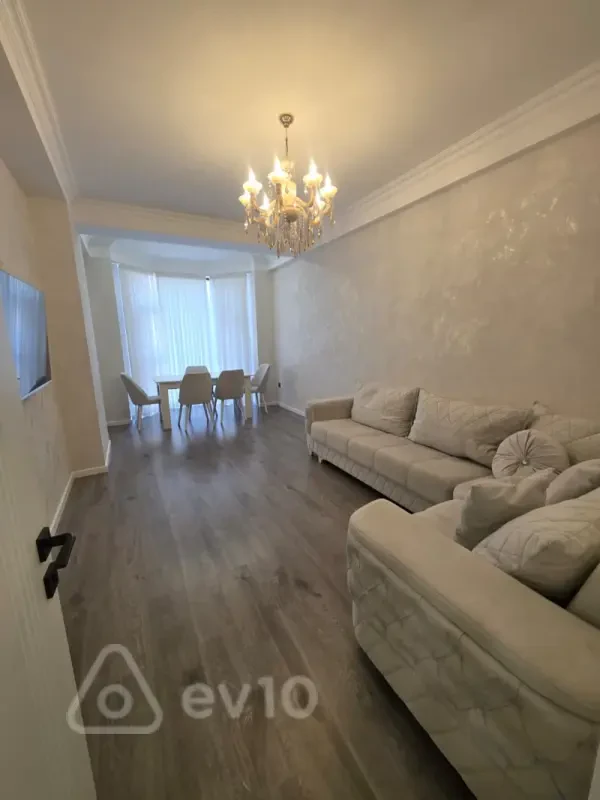 Satılır 2 otaqlı yeni tikili 67 m²