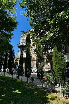 Satılır 2 otaqlı köhnə tikili 43 m² — Bakı, Yasamal 2 otaq 43.00 m²