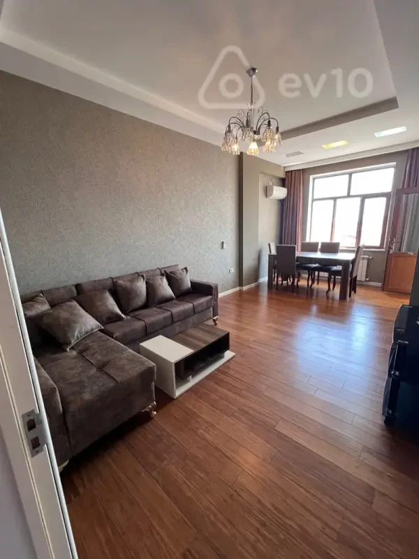 Kirayə verilir 3 otaqlı yeni tikili 105 m²