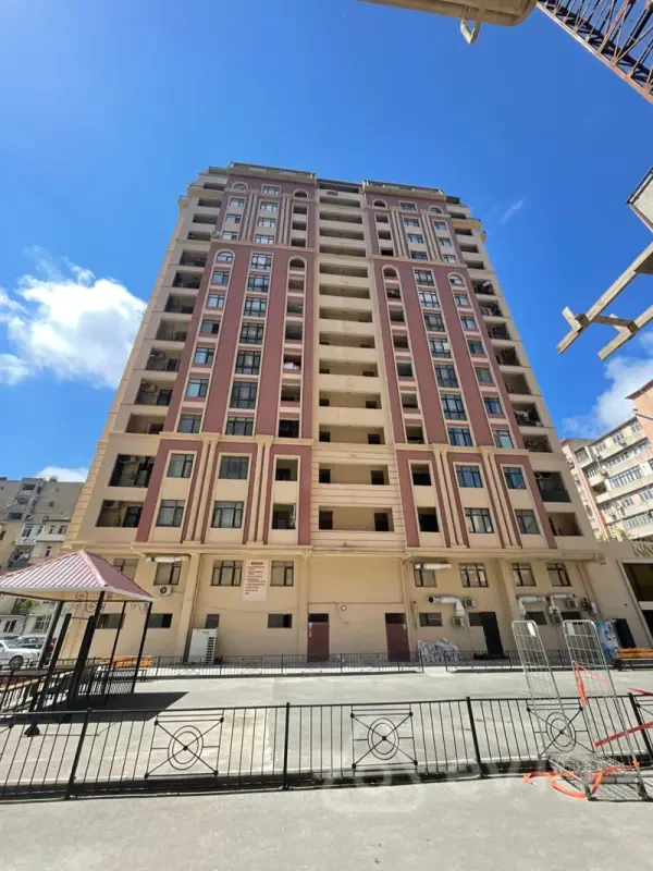 Satılır 2 otaqlı yeni tikili 45 m²