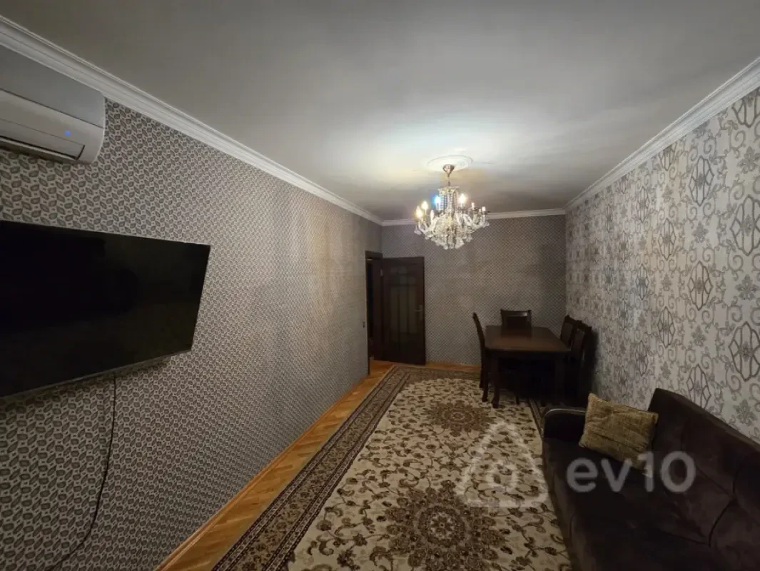 Kirayə verilir 3 otaqlı köhnə tikili 75 m²