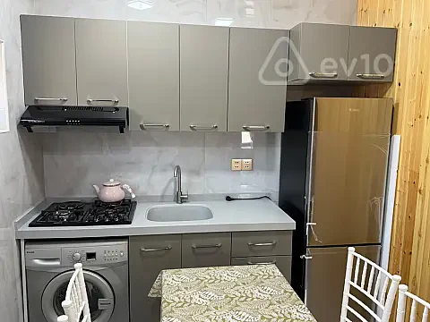 Kirayə verilir 2 otaqlı həyət evi 45 m² — Bakı, Binəqədi 2 otaq 45.00 m²