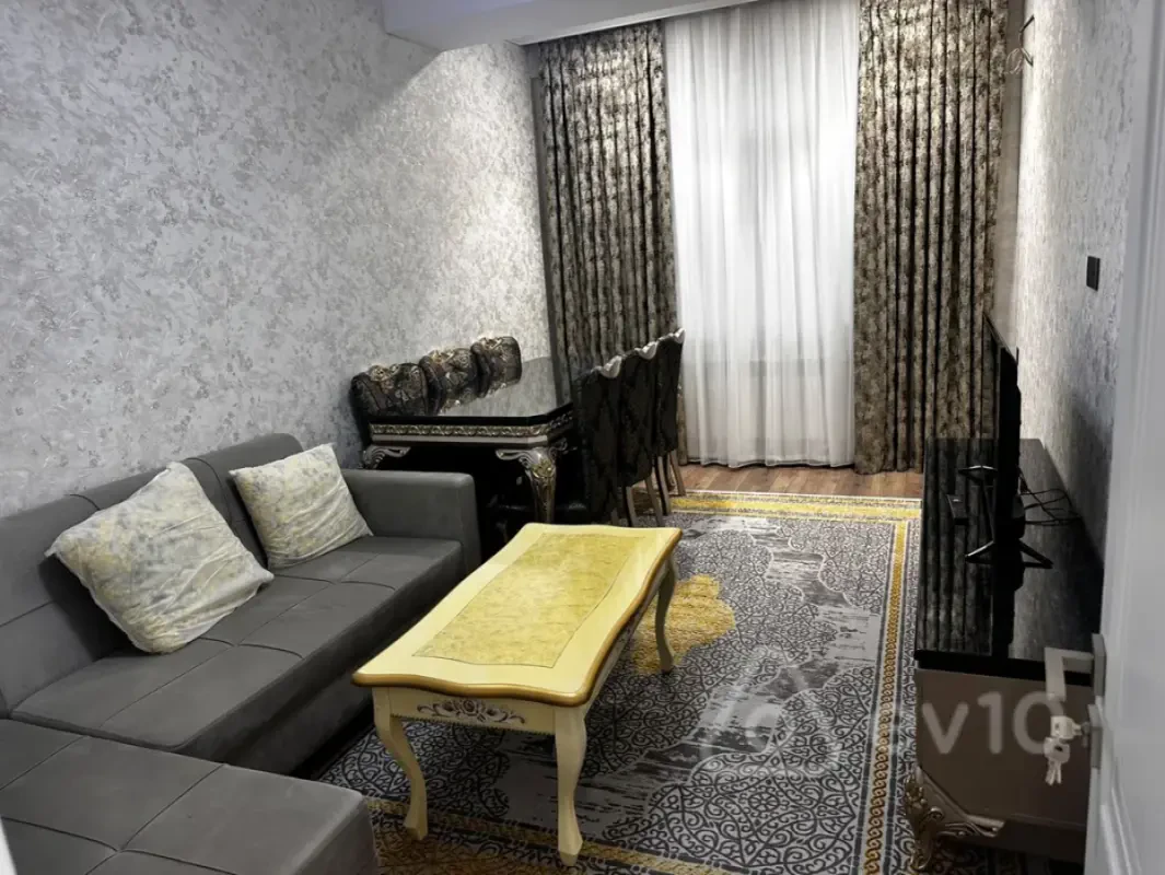 Kirayə verilir 2 otaqlı yeni tikili 75 m²
