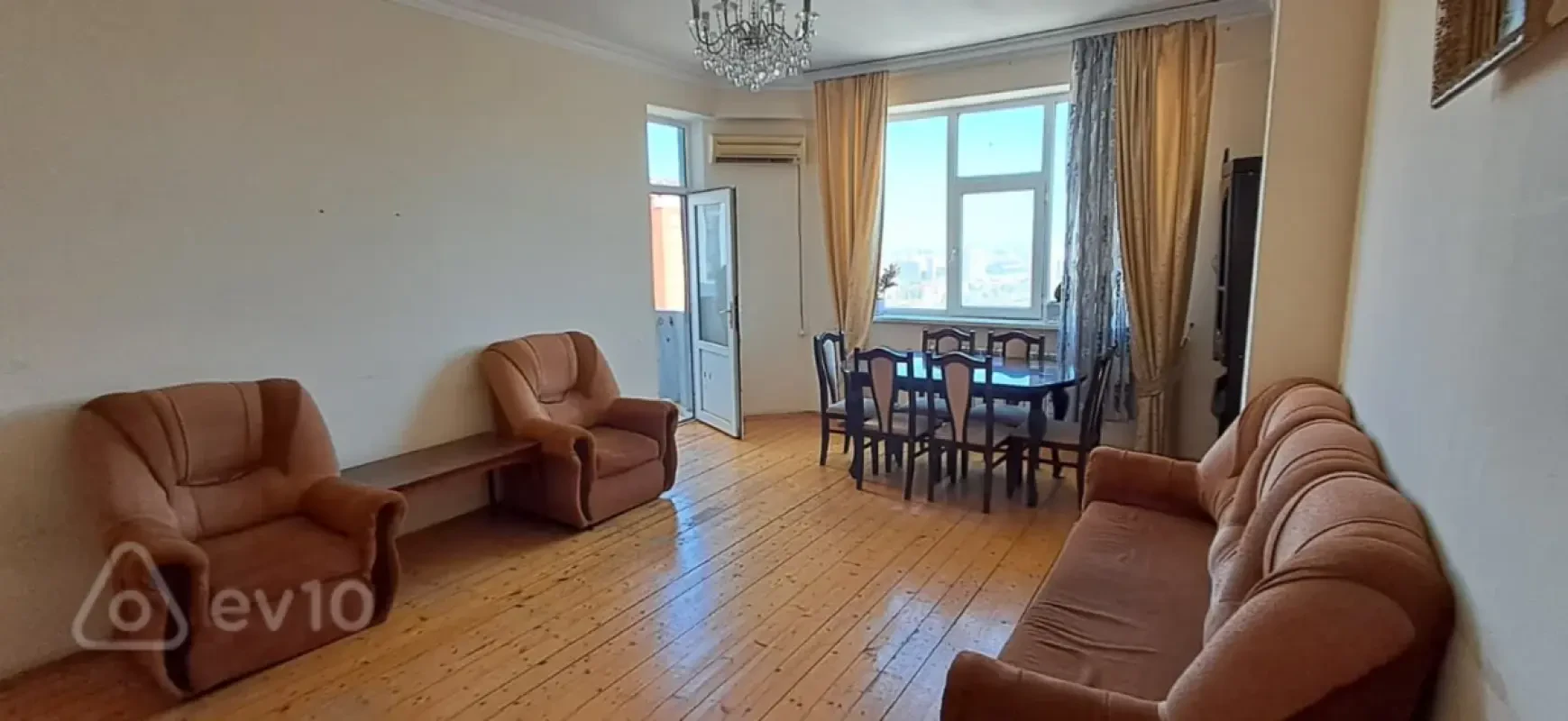 Kirayə verilir 2 otaqlı yeni tikili 75 m²