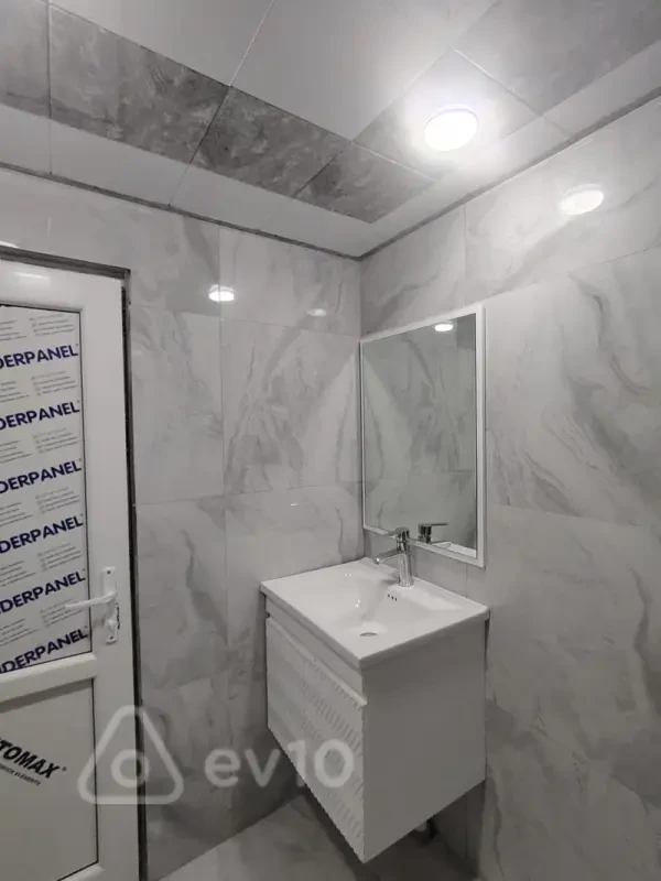 Satılır 3 otaqlı köhnə tikili 75 m²