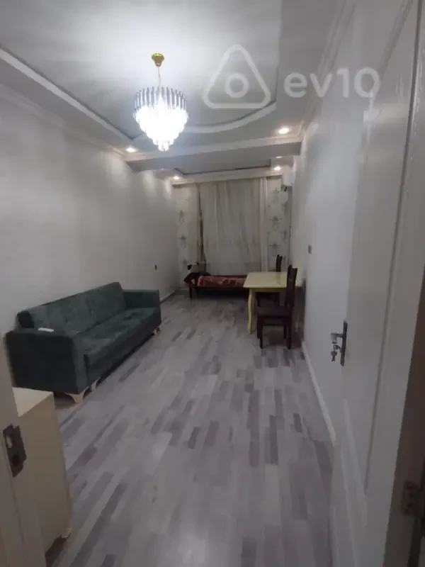 Kirayə verilir 2 otaqlı yeni tikili 65 m²