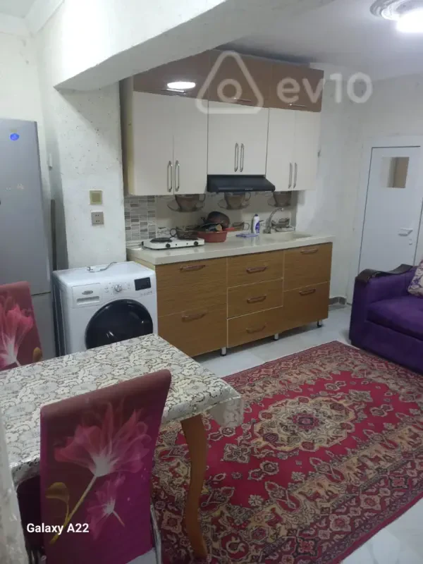 Kirayə verilir 1 otaqlı köhnə tikili 30 m²