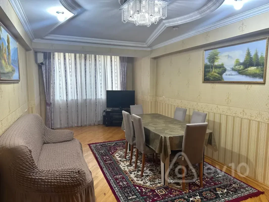 Kirayə verilir 3 otaqlı köhnə tikili 70 m²