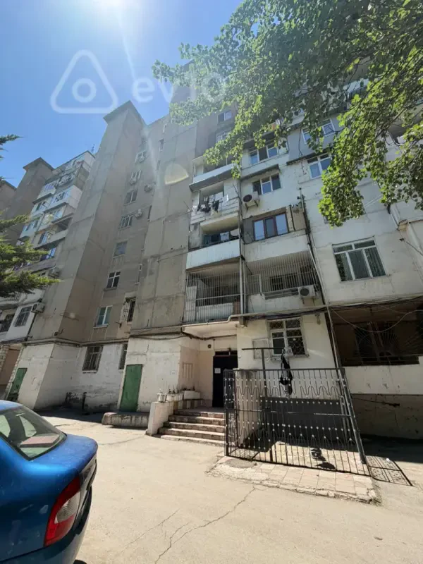 Kirayə verilir 2 otaqlı köhnə tikili 58 m²