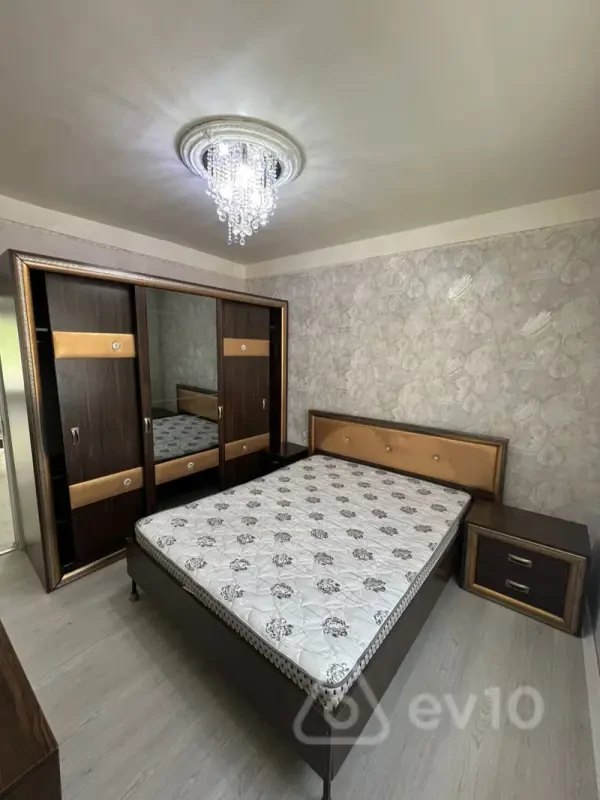 Kirayə verilir 2 otaqlı yeni tikili 68 m²