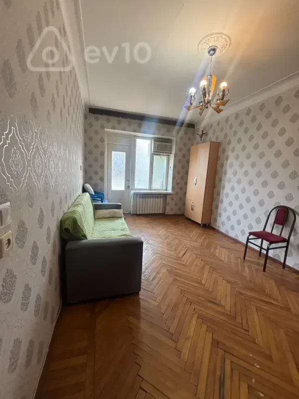Kirayə verilir 1 otaqlı köhnə tikili 30 m²
