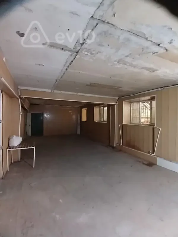 Satılır mənzil 178 m²