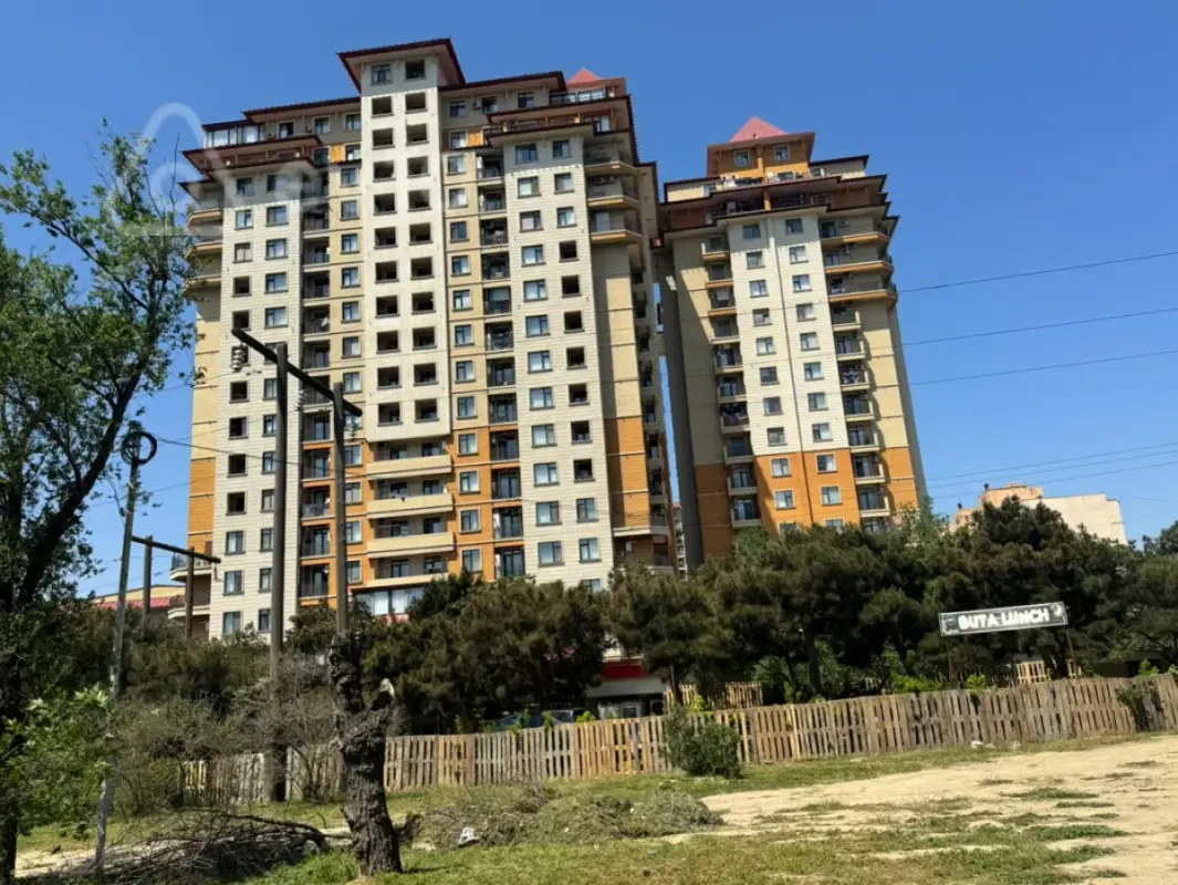 Satılır 2 otaqlı yeni tikili 99 m²