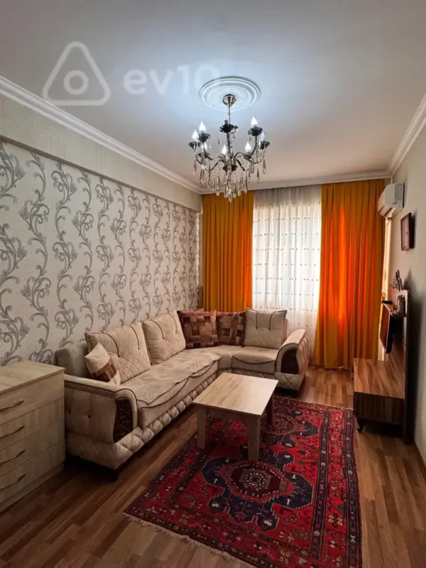 Kirayə verilir 2 otaqlı yeni tikili 60 m²