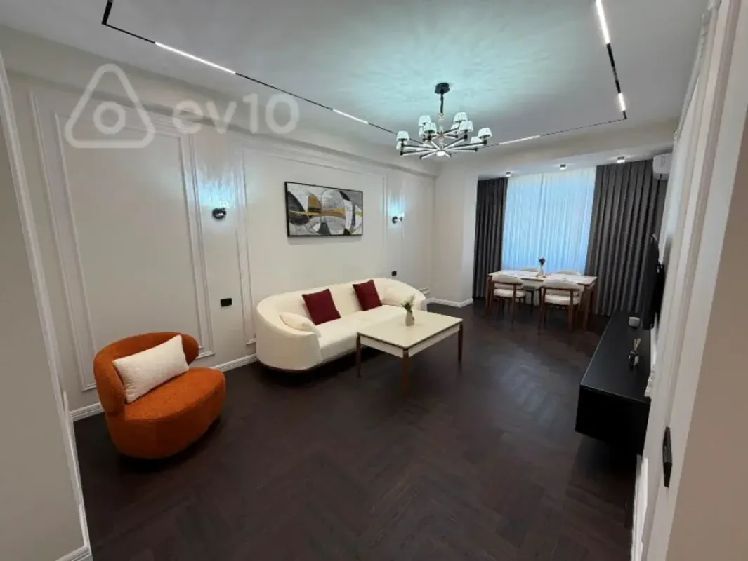 Satılır 2 otaqlı yeni tikili 68 m²