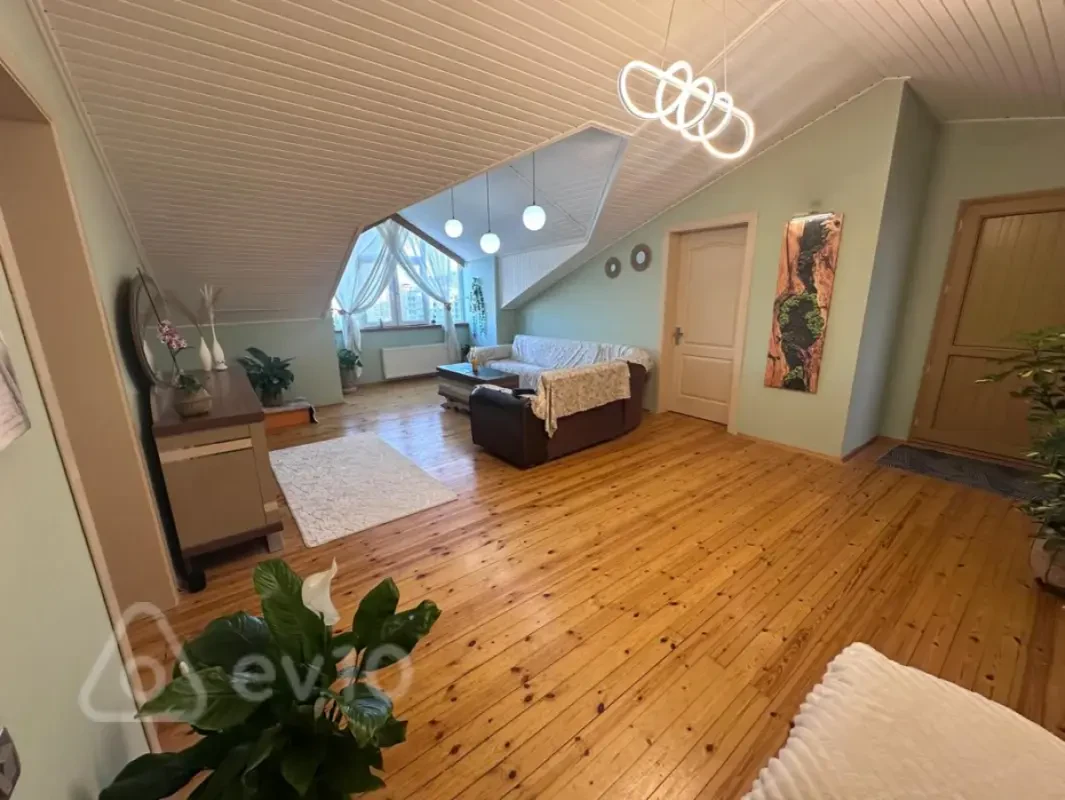 Kirayə verilir 4 otaqlı yeni tikili 126 m²