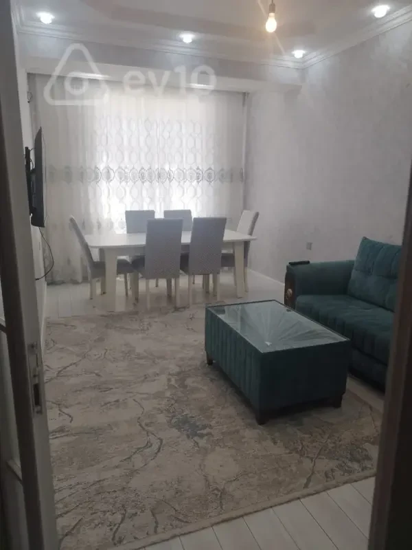 Satılır 3 otaqlı yeni tikili 83 m²