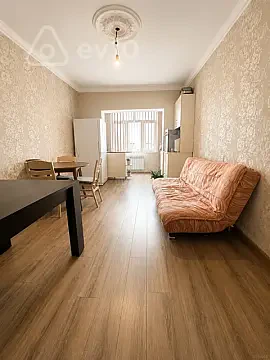 Satılır 3 otaqlı köhnə tikili 70 m² — Bakı, Binəqədi 3 otaq 70.00 m²