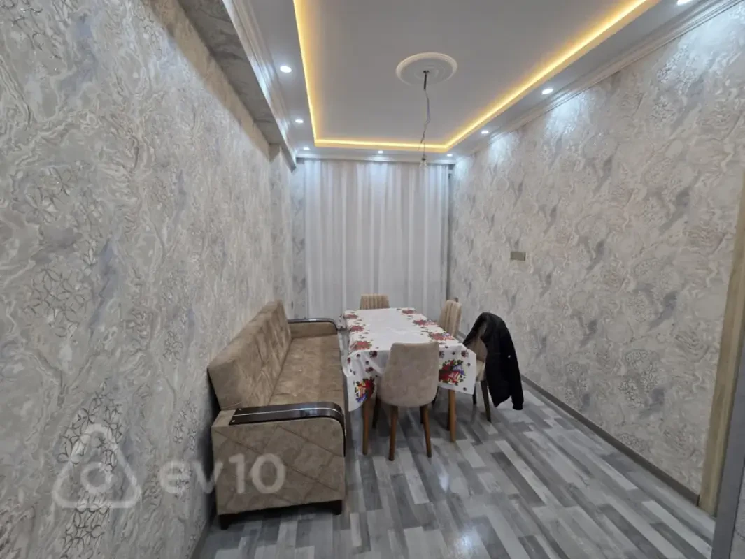 Kirayə verilir 2 otaqlı yeni tikili 65 m²