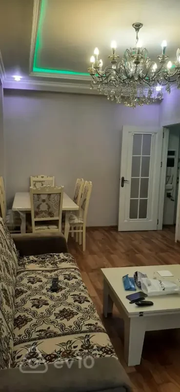 Kirayə verilir 2 otaqlı yeni tikili 60 m²