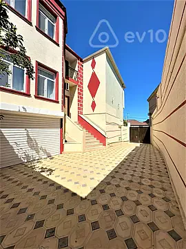 Kirayə verilir 4 otaqlı həyət evi 150 m² — Bakı, Səbail 4 otaq 150.00 m²
