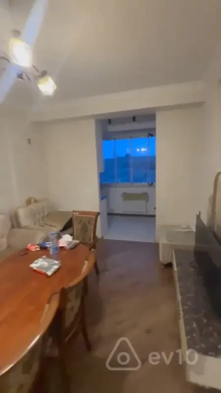 Kirayə verilir 2 otaqlı yeni tikili 50 m²
