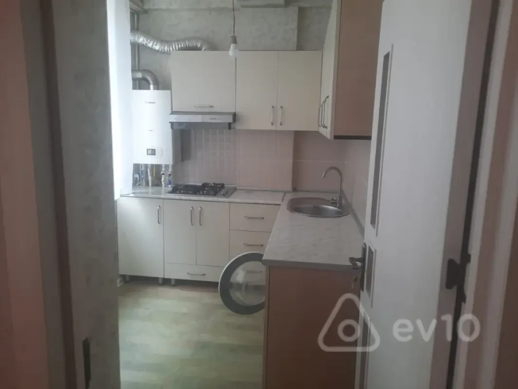 Kirayə verilir 2 otaqlı yeni tikili 60 m²