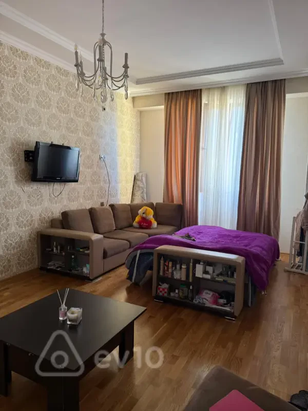 Kirayə verilir 2 otaqlı yeni tikili 65 m²