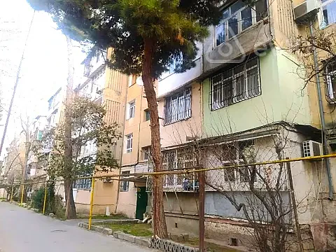 Satılır 2 otaqlı köhnə tikili 50 m² — Bakı, Nizami 2 otaq 50.00 m²