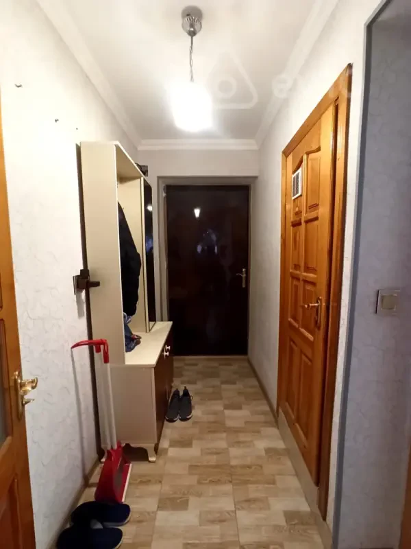Kirayə verilir 2 otaqlı köhnə tikili 45 m²